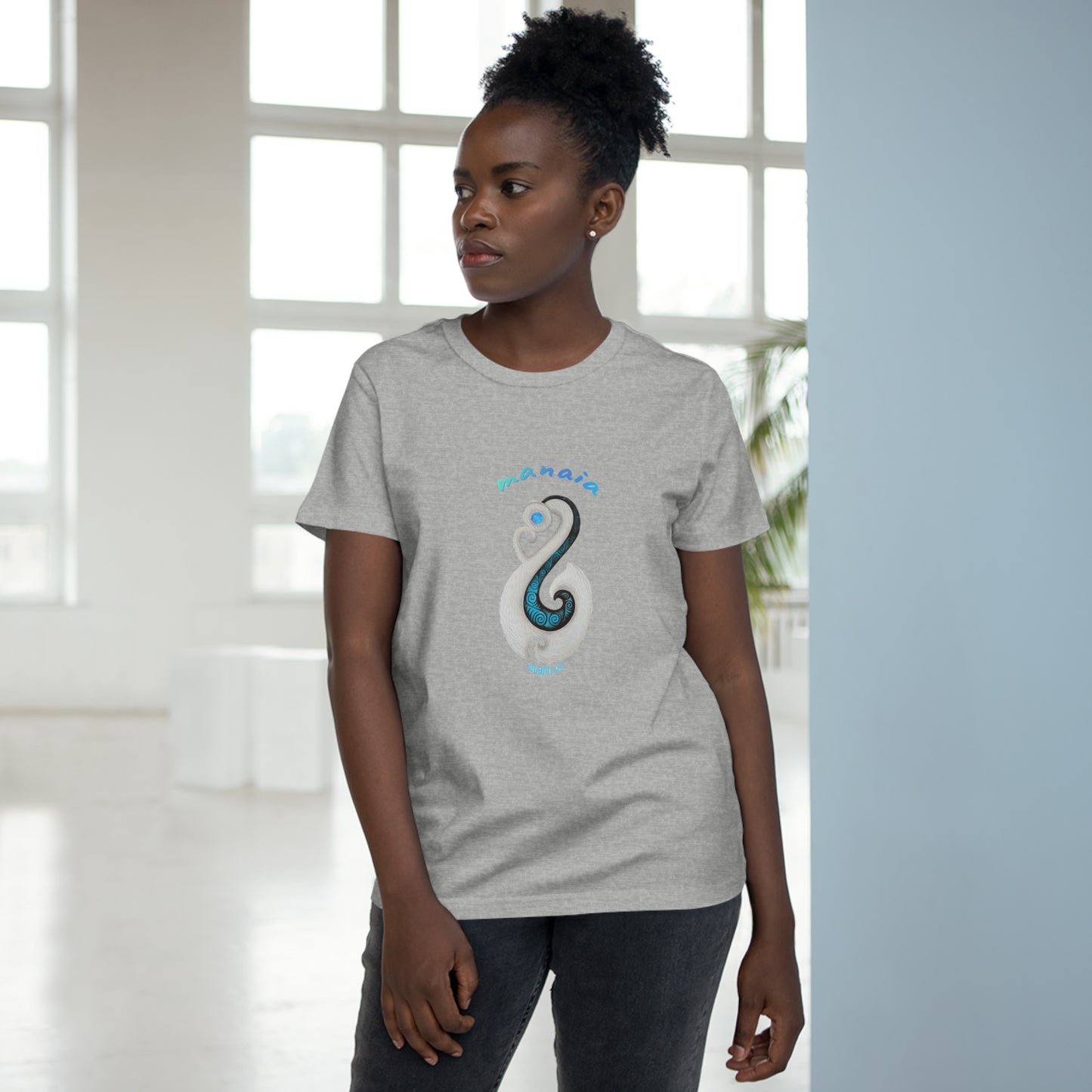 Women’s Tee - manaia design