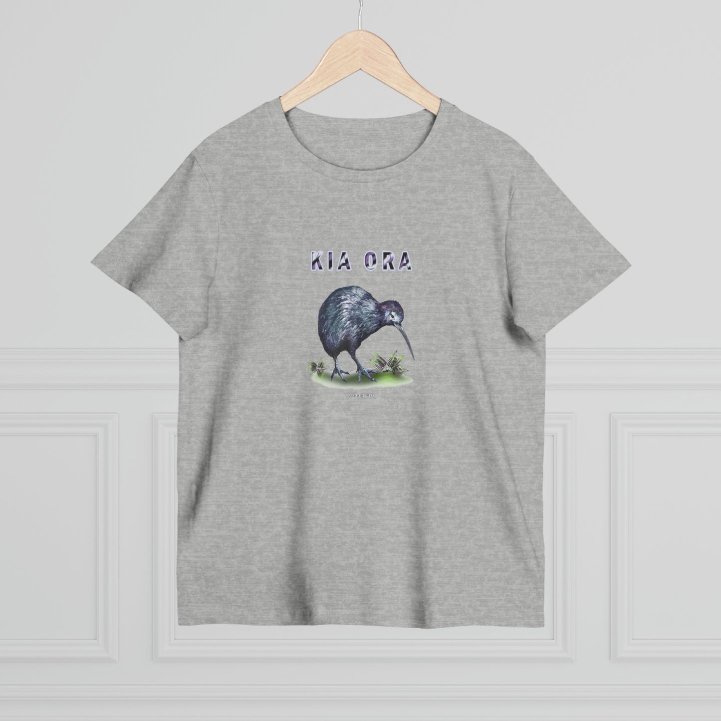 Women’s Tee - kiwi kia ora design