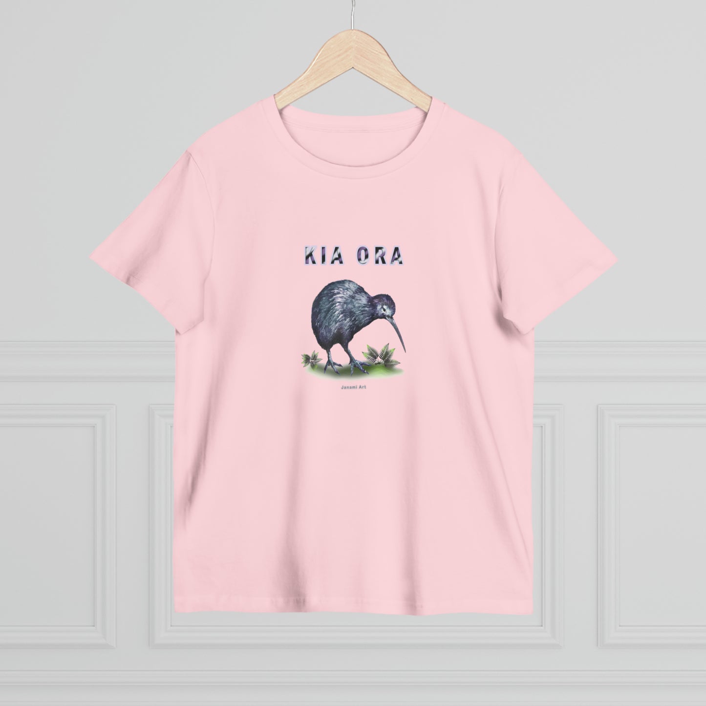 Women’s Tee - kiwi kia ora design
